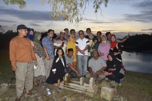 Habsi Wahid Silaturahmi Hingga Siarah Kubur di Bone