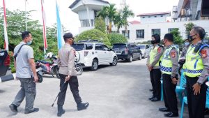 329 Personil Gabungan Polres Tana Toraja Kawal Ketat Rapat Pleno Penghitungan Suara Tingkat Kabupaten
