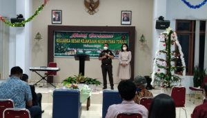 Ibadah Natal Bersama Staff, Kajari : Dahulukan Tuhan Dalam Segala Hal