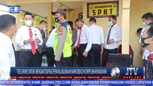 BERITA VIDEO : CEGAH PENYALAGUNAAN NARKOBA, PERSONIL POLRES TORAJA UTARA JALANI TES URINE