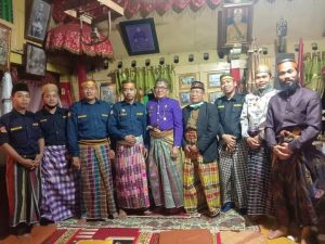 Pakai Lipa Sabbe, Pengurus Karang Taruna Kelurahan Baju Bodoa Dilantik Di istana Karaeng Marusu