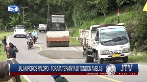 BERITA VIDEO : AKIBAT DIGUYUR HUJAN, JALAN TRANS SULAWESI POROS PALOPO-TORAJA AMBLAS