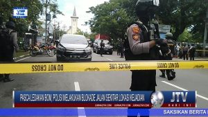 BERITA VIDEO : PASCA LEDAKAN BOM DI GEREJA KATEDRAL MAKASSAR, POLISI MELAKUKAN BLOKADE JALAN SEKITAR TKP