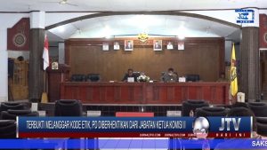 BERITA VIDEO : TERBUKTI MELANGGAR KODE ETIK, PD DIBERHENTIKAN DARI JABATAN KETUA KOMISI II DPRD TORUT