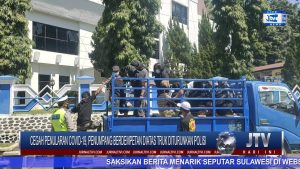 BERITA VIDEO : CEGAH PENULARAN COVID-19, PENUMPANG BERDEMPETAN DIATAS TRUK DITURUNKAN POLISI