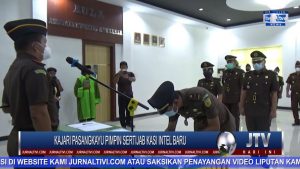 BERITA VIDEO : KAJARI PASANGKAYU PIMPIN SERTIJAB KASI INTEL BARU