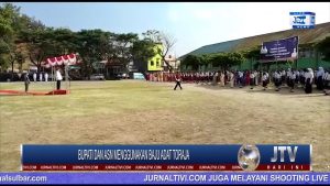BERITA VIDEO : BUPATI DAN ASN TANA TORAJA PERINGATI HARI DIKNAS DI LAPANGAN SMA N  1 MAKALE