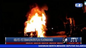 BERITA VIDEO : MOBIL PETE – PETE TERBAKAR DEPAN SPBU POLOHU, PICU KEPANIKAN WARGA