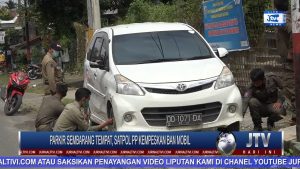 BERITA VIDEO : PARKIR SEMBARANG TEMPAT, SATPOL PP KEMPESKAN BAN MOBIL