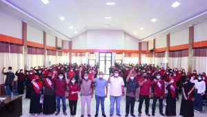 Ratusan Mahasiswa Laouncing GAK