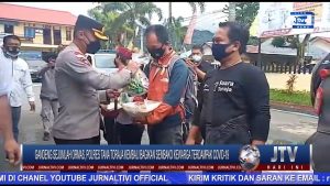BERITA VIDEO : GANDENG SEJUMLAH ORMAS, POLRES TANA TORAJA KEMBALI BAGIKAN SEMBAKO KEWARGA TERDAMPAK COVID-19
