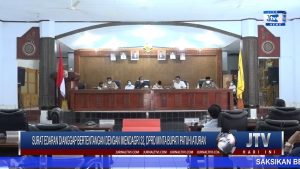 BERITA VIDEO : SURAT EDARAN DIANGGAP BERTENTANGAN DENGAN IMENDAGRI 32, DPRD MINTA BUPATI PATUHI ATURAN