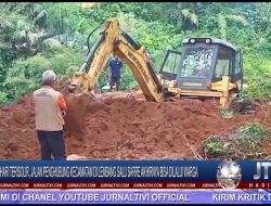 Berita Video : 4 Hari Terisolir, Jalan Penghubung Kecamatan di Lembang Salu Sarre Akhirnya Bisa Dilalui Warga