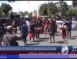 Berita Video : Ribuan Warga Demo Depan Polres Palopo, Tuntut Iriani Diproses Hukum Karena Diduga Hina Etnis Rongkong