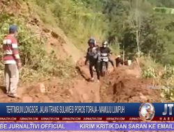 Berita Video : Tertimbun Longsor, Jalan Trans Sulawesi Poros Pangala – Rantepao Lumpuh