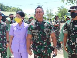 Kunker ke Sulbar, Panglima TNI Tinjau Perumahan Prajurit Korem 142/TTG