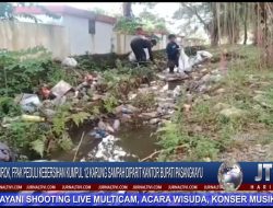 Berita Video : Jorok, FPAK Peduli Kebersihan Kumpul 12 Karung Sampah di Parit Kantor Bupati Pasangkayu