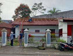 Pembongkaran Kantor Kelurahan Penanian Dikawal Satpol PP, TNI dan Polri, Ada Apa?