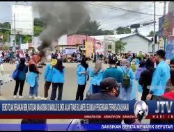 Berita Video : Demo Tolak Kenaikan Harga BBM, Ratusan Mahasiswa di Mamuju Blokir Jalan Trans Sulawesi, Pengendara Terpaksa Dialihkan