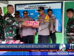 Berita Video : Sambangi Kantor Koramil, Kapolsek Kalakku Beri Kejutan Ucapan HUT TNI ke 77