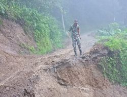 Jalan Poros Salu – Dende’ Diterjang Longsor, Jalur Transportasi Antar Kecamatan Lumpuh