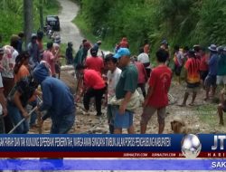 Berita Video : Rusak Parah dan Tak Kunjung Diperbaiki Pemerintah, Warga Awan Swadaya Timbun Jalan Poros Penghubung Kabupaten