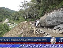 Berita Video : Proyek Poros Sapandeata – Pabuaran Tak Kunjung Rampung, Batu Raksasa Tutup Badan Jalan Dikeluhkan Warga