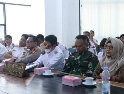 Bersama Forkopimda, Kapolres Toraja Utara Ikuti Zoom Meeting Percepatan Penurunan Stunting dan Penghapusan Kemiskinan Ekstrim