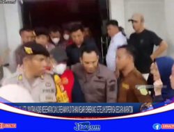 Berita Video : Korupsi Dana Pembayaran Upah PTT Paramedis, Mantan Kadis Kesehatan Enrekang Bersama 2 Orang Lainnya Ditahan Kejari
