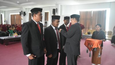 162 Anggota PPS Pilkada Serentak Mateng Dilantik Ketua KPUD Mateng