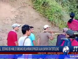 Berita Video : Viral..! Seorang Ibu Hamil di Simbuang Melahirkan Dipinggir Jalan, Bayinya Tak Tertolong
