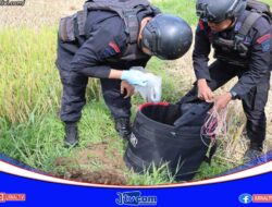 Warga Tana Toraja Temukan Granat Saat Membersihkan Kolam, Tim Gegana Brimob Polda Sulsel Langsung Turun Lakukan Pemusnahan