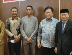 30 Anggota DPRD Mamuju Resmi Dilantik Berikut Nama Namanya