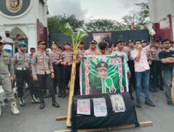 Protes Anggaran Pengadaan Bibit Pisang dan Sukun Oleh Pemprov Sulbar Aktivis Desak Pj Gubernur di Interpelasi