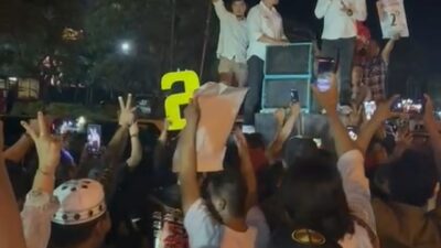 Orasi Politik Perdana Adami, Janji Ratusan Pendukung Untuk Pencairan Dana Korban Gempa Tahap 2