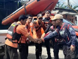 Seorang Nelayan Dikabarkan Hilang Perahu Ditemukan Dalam Kondisi Terbalik