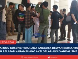 DPRD Mamuju Kosong Tidak Ada Anggota Dewan Berkantor, Puluhan Pelajar Karampuang Gelar Aksi Vandalisme