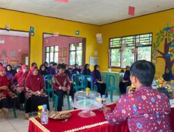 Seminar Digital UNIMEN, Cara Asik Mahasiswa Bantu Guru Paham Teknologi