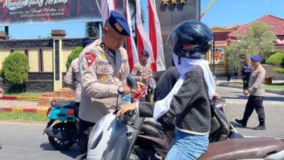 Tanamkan Semangat Nasionalisme, Dansat Brimob Polda Sulsel : Semarakkan Merah Putih