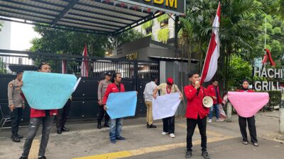 Tolak Tambang Pasir di Sulbar Aktivis GMNI Cabang Mamuju Geruduk Kantor Mentri ESDM di Jakarta
