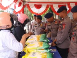 Gerakan Pangan Murah Sat Brimob Polda Sulsel, Dansat : Upaya Pemerintah Hadir Menjaga Stabilitas Harga Beras