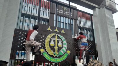 Foto : Laskar Arung Palakka Demo di Kejati Sulsel