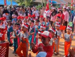 Meriahkan Hari Kemerdekaan ke 80 12 TK Se Kecamatan Tommo Gelar Lomba Senam di Lapangan Bola Volli PT MUL