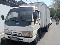 Mobil Boks Bbm Subsidi Solar Masih Terparkir, Polres Takalar Kejar Sopir Dan Pemilik Bbm