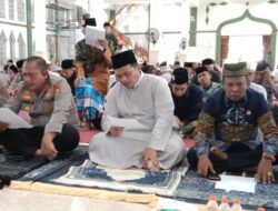 Wabup, Kapolres, Kajari, dan Tokoh Agama Hadiri Maulid Nabi di Masjid Agung Enrekang