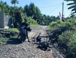 Puluhan Tahun Jalan Lingkungan di Pamombong Rusak Parah Pemkab Tutup Mata Warga Terpaksa Galang Dana