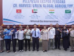 Bea Cukai Makassar Lepas Ekspor Perdana 60.000 Butir Kelapa Ke Vietnam, Devisa Ekspor Mencapai USD 27.000