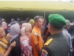 Hari Juang TNI AD ke 80 di Lapangan Ahmad Kirang Kodam XXIII Palaka Wira Bagi Bagi Ribuan Bingkisan