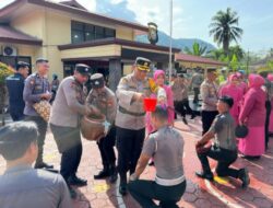 Semarak Raport Korps di Polres Enrekang, 30 Personel Naik Pangkat Sambut 2026