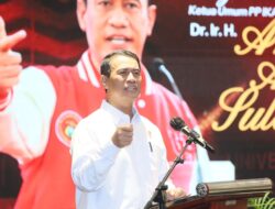 Mentan Andi Amran Sulaiman Bantu Rp 1 Miliar untuk Anak Yatim Piatu Melalui Kegiatan IKA Unhas Peduli